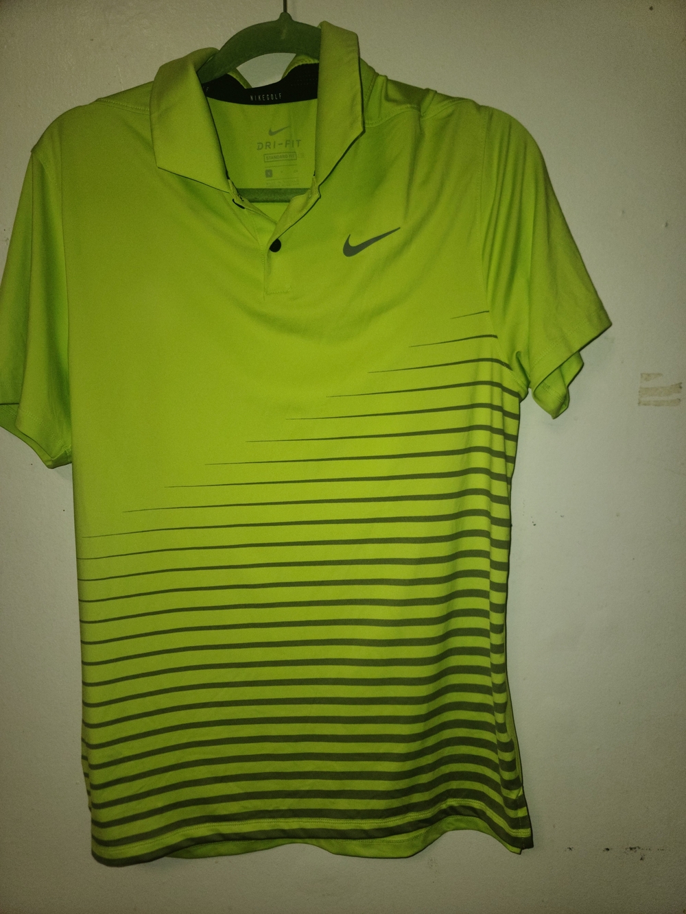 Nike Men’s Lime Green Short-Sleeve Polo with Stripe Accent